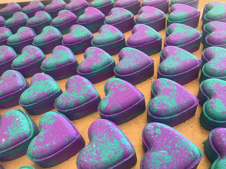 Heart of the Ocean Bath Bomb